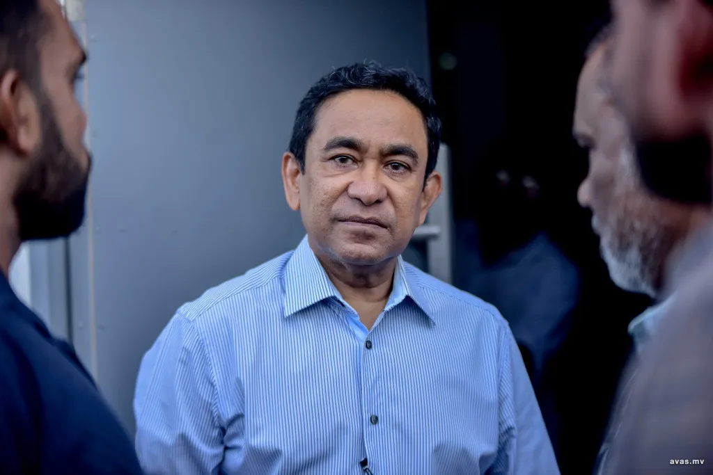 ރައީސް ޔާމީންގެ މަންމާފުޅު އަވަހާރަވިތާ ގިނަ އިރު ތަކެއް ނުވެ، ކޯޓަށް ހާޒިރުވުމަށް ޗިޓު ފޮނުވައިފި!