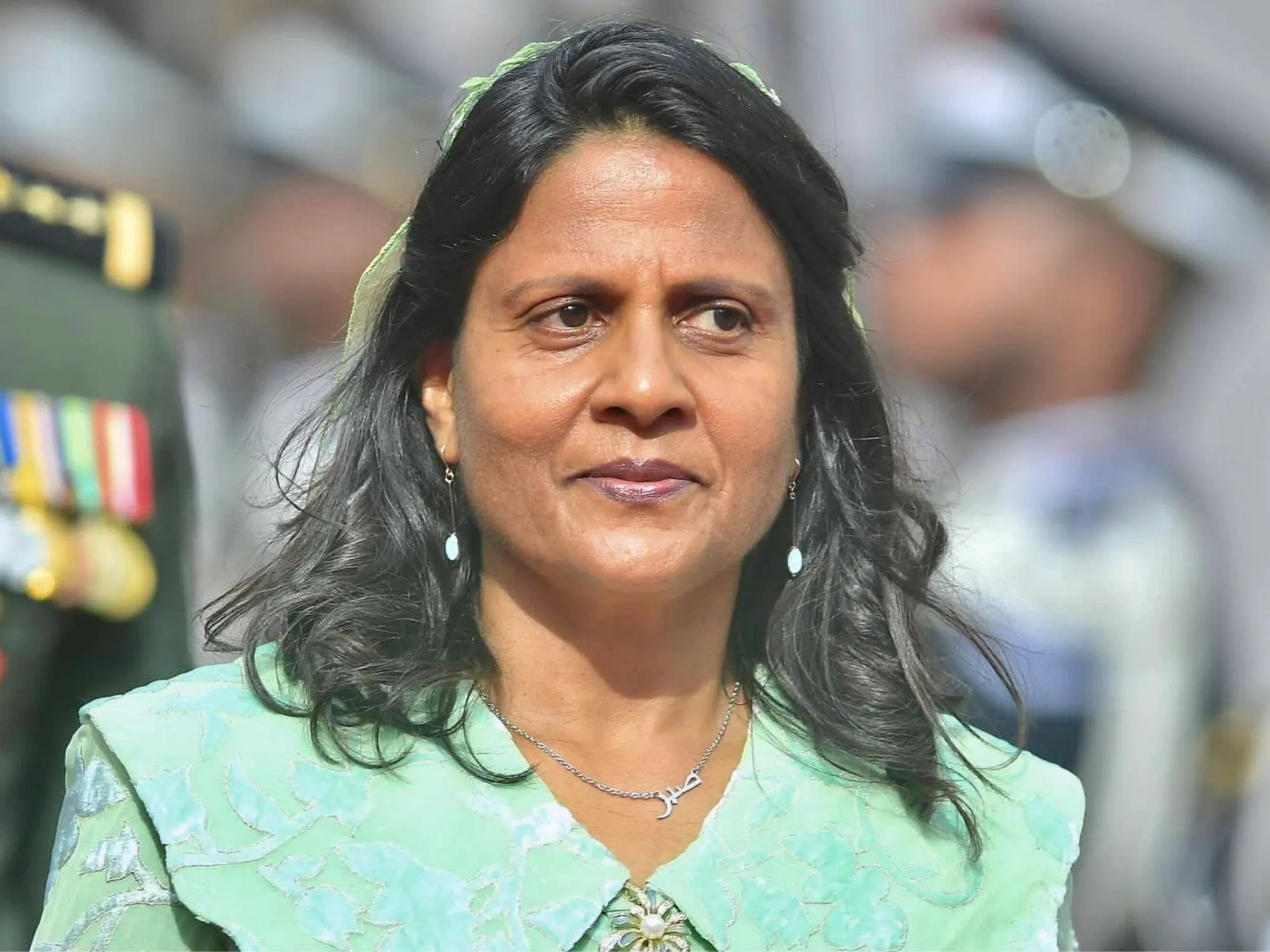 މުނާސަބު ވަގުތެއްގައި މެޑަމް ފަޒްނާގެ މި ވާހަކަ: އެކުވެރިއެއްގެ ހަދިޔާ، އުނދަގޫ ވަގުތު ދުޢާއާ ކެތްތެރިކަމުން ހަމަޖެހުން ހޯދޭ