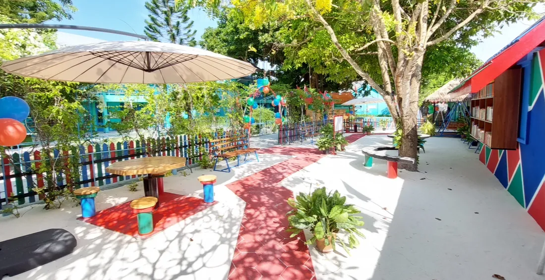 މުލަކު ސްކޫލުގައި އެޅި ރީޑިންގ ޕާކު