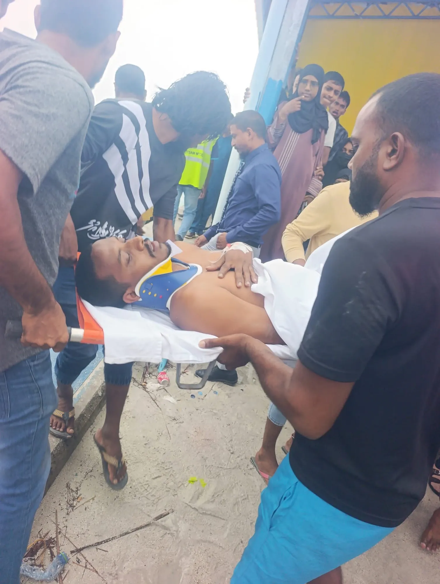 ފީއަލީގައި ހިތާމަވެރި ހާދިސާއެއް: ދެބެއިން ކަރަންޓްގައި ޖެހި އަނިޔާވެއްޖެ