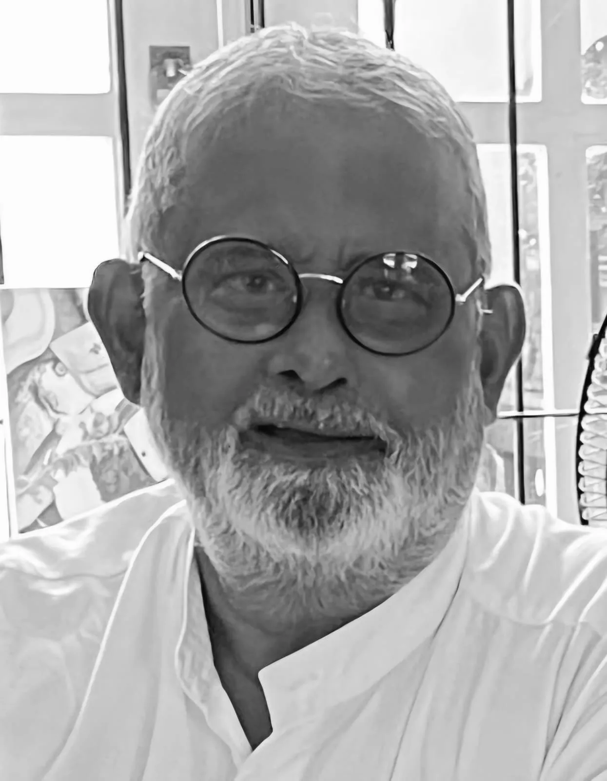 މަޝްހޫރު ވިޔަފާރިވެރިޔާ ޒާހިރު ނިޔާވެއްޖެ