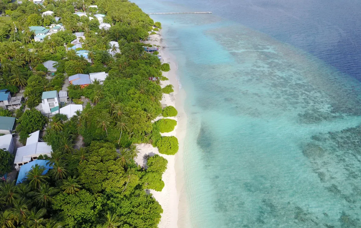 އޮމަދޫގެ ބައެއްގެ ގޮތުގައި ތިން ފަޅެއް ހިމެނުމަށް ރައީސް ނިންމަވައިފި