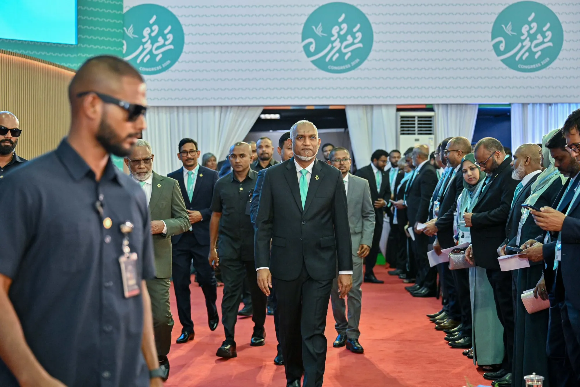ދީނީ އަގުތަކާއި ގައުމިއްޔަތު ދިފާއުކުރުމަށް ރައީސް މުޢިއްޒު ގޮވާލައްވައިފި