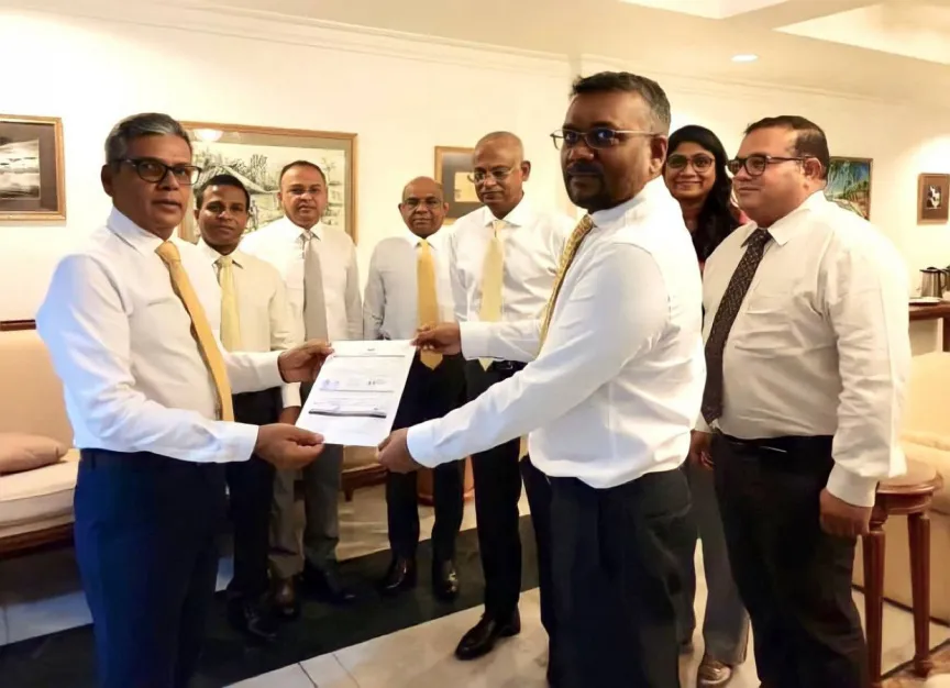 ރީކޯ މޫސާ ފައްޔާޒްއަށް: ޗެއާޕާސަން އަކަށް ހުންނަންވާނީ ޒާތީނުވެ ޕާޓީގެ މެމްބަރުންނާއެކު އުޅެވޭ މީހެއް