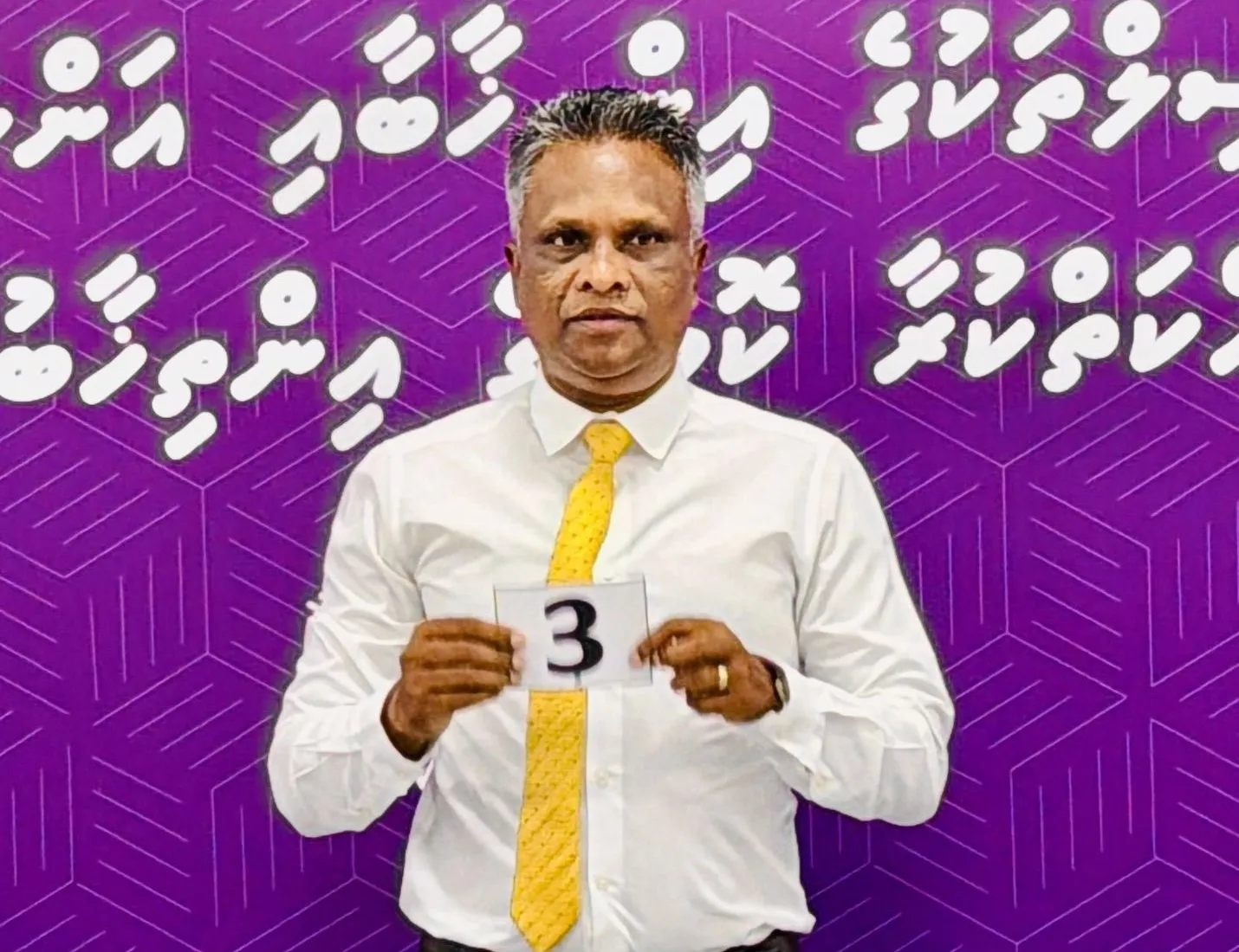 ގުރުއަތުނަގައި ކެންޑިޑޭޓް ނަމްބަރު ތަރުތީބުކޮށްފި