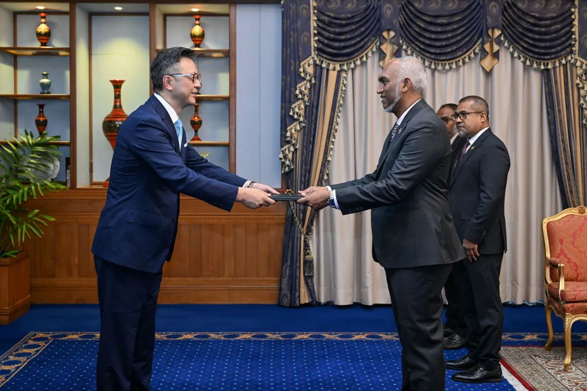 United Nations Resident Coordinator for the Maldives, Hao Zhang presenting his credentials to President Dr. Muizzu (Photo/President's Office)