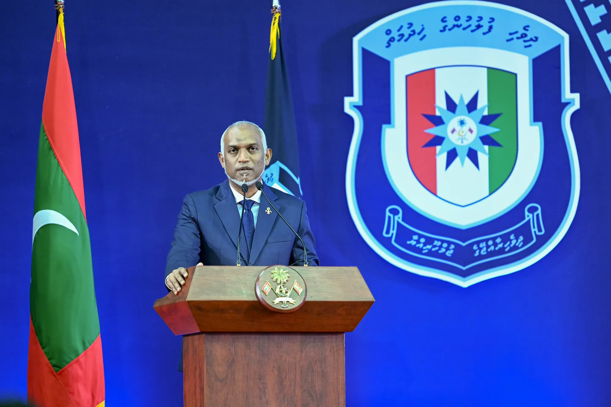 ފުލުހުންނަށް ޒަމާނީ ފެންވަރުގެ ހެޑްކުއާޓަރެއް ގާއިމުކޮށްދޭނެ: ރައީސް