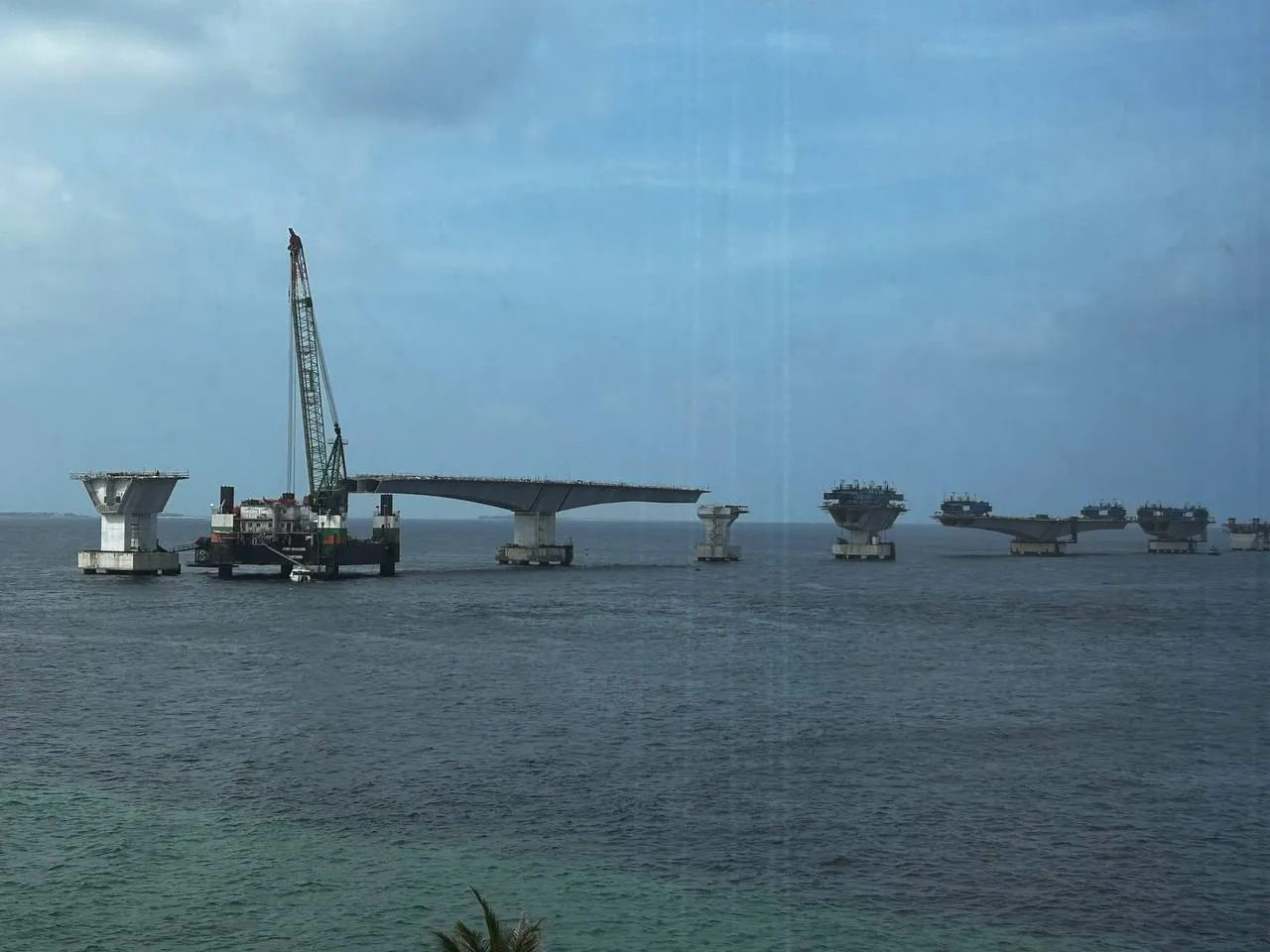 ސަރުކާރުން ބޭނުންވާ ވަރަށް ވުރެ ބުރިޖުގެ މަސައްކަތް ކުރިޔަށްދާލެއް ލަސް - މިނިސްޓަރ