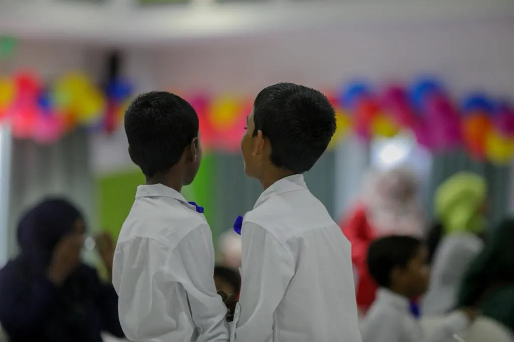 ފިޔަވަތީގެ ކުދިން: ފޮޓޯ/ އާއިލީ ތަރައްގީއާ ބެހޭ ވުޒާރާ
