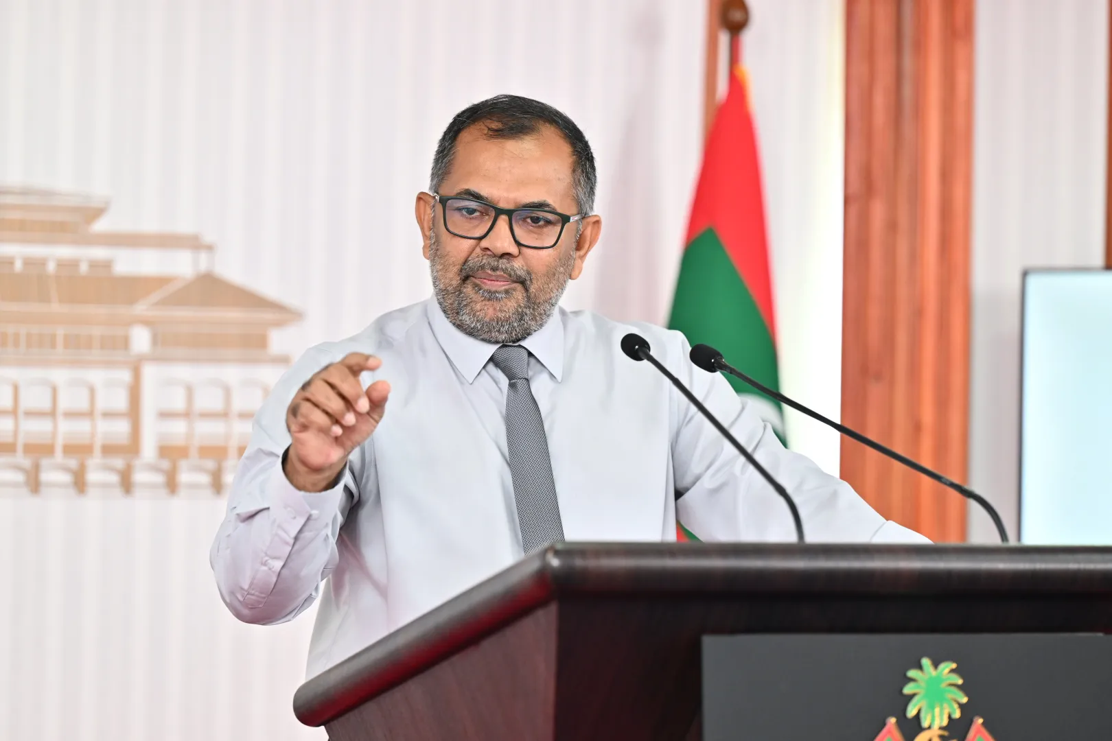ހަރަދު ކުޑަކުރުމުގެ ޕްލޭނާއެކު ރައީސް އަރިހަށް، މުހިންމު ކަންކަން ހާމަކުރާނެ