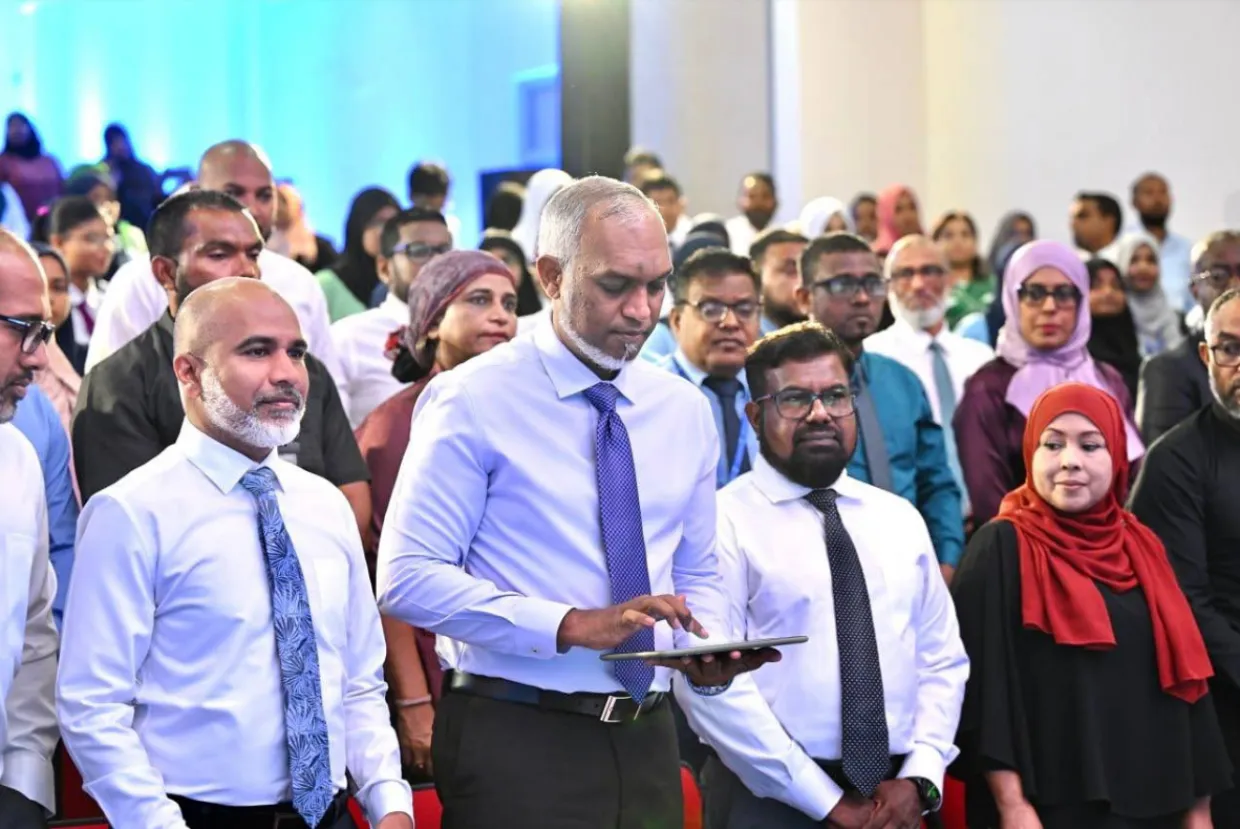 ރައީސް މުއިއްޒު، މުދައްރިސުން ތަމްރީނު ކުރުމުގެ ގައުމީ ޕްރޮގްރާމް ފައްޓަވައިދެއްވަނީ-- ފޮޓޯ/ ރައީސް އޮފީސް