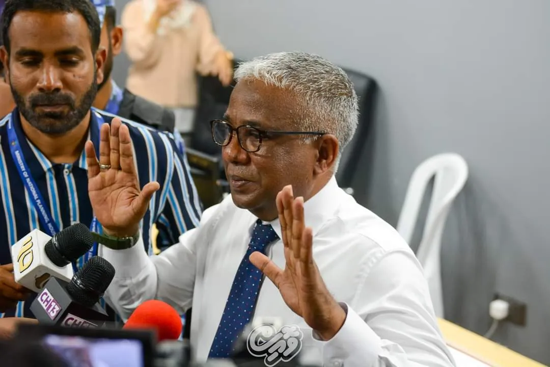 ފުލެޓް ލިސްޓު ގަޑުބަޑުކުރި އަކުރަމަށްވެސް ދާއިރާއިން ބުނީ ނޫނެކޭ!