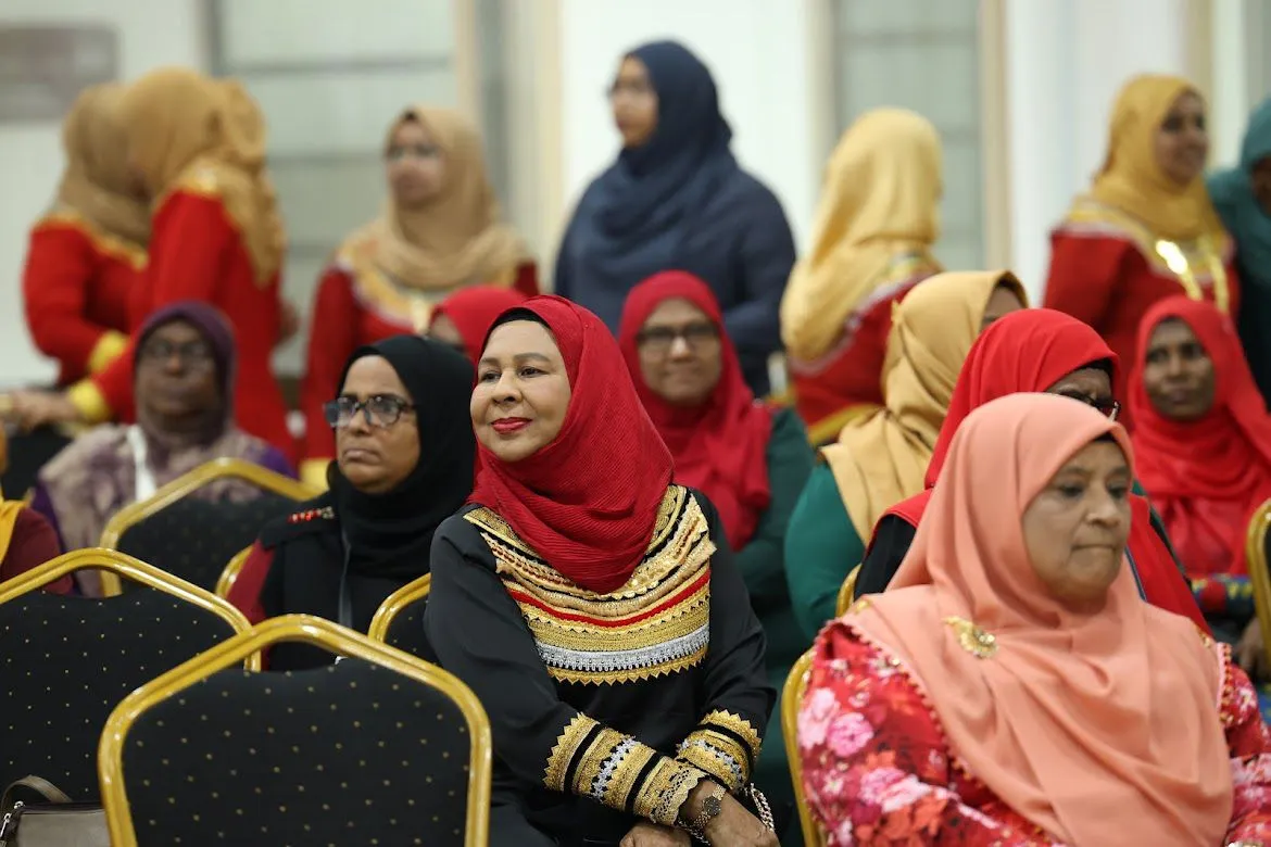 އިސްރަށްވެހިންގެ ނާދީގެ ބައްދަލުވުމެއްގެ ތެރެއިން: ފޮޓޯ/ މިނިސްޓްރީ