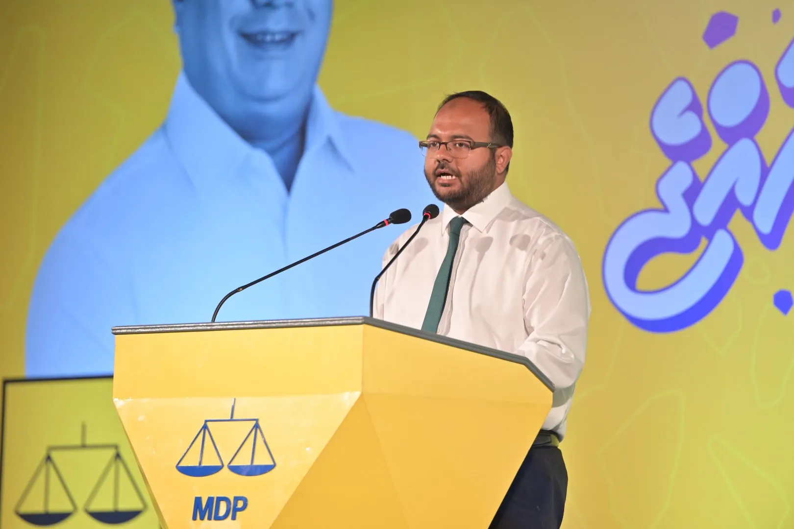 މިއީ އެންމެ ތާރީޚީ އެންމެ އިންޤިލާބީ ޒުވާނުންގެ މެނިފެސްޓޯ: އިޢާދު