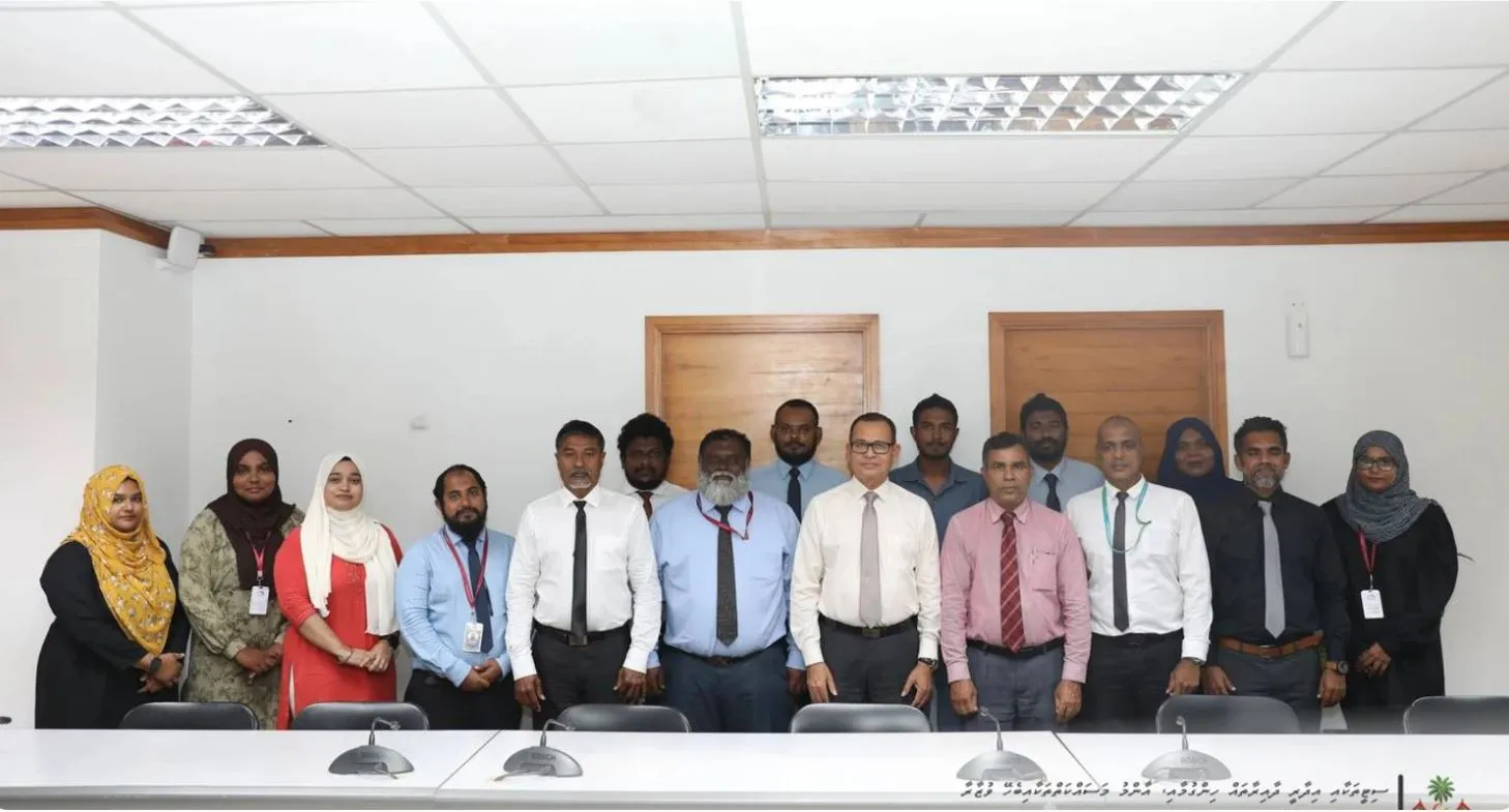 މާލެ އަތޮޅު ކައުންސިލާ ވަޒީރު އާދަމް ޝަރީފު ޢުމަރު ބައްދަލުކުރައްވައިފި