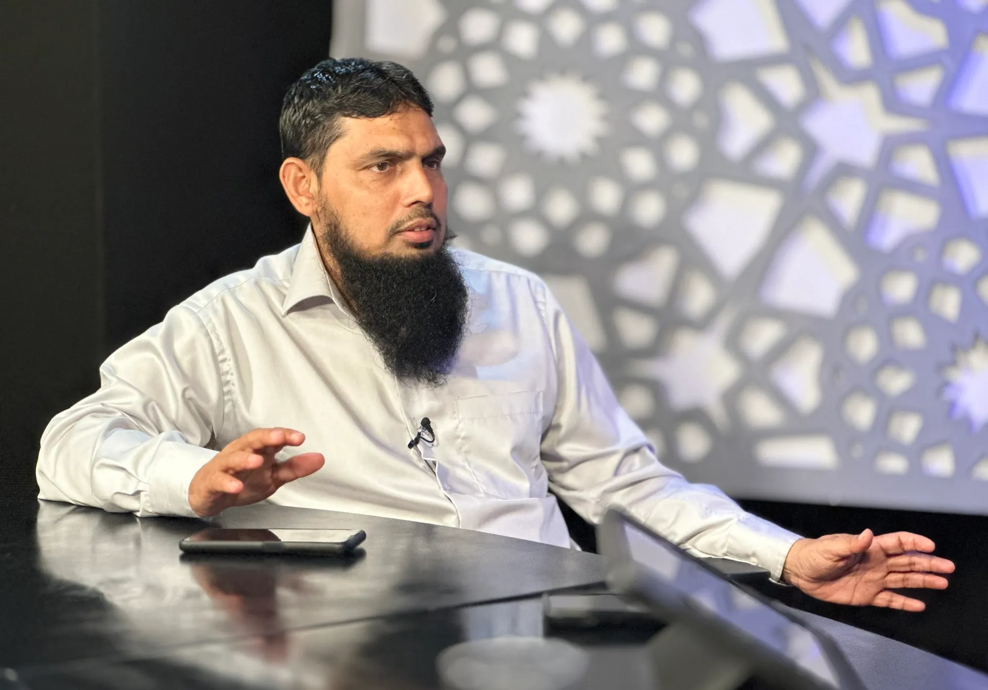 ފަލަސްޠީނުގެ މުސްލިމުންގެ ހައްޤުގައި އިސްލާމީ އުންމަތް އެކަތިގަނޑަކަށް ވާންޖެހޭ: ޑރ ޢަލީ ޒާހިރް