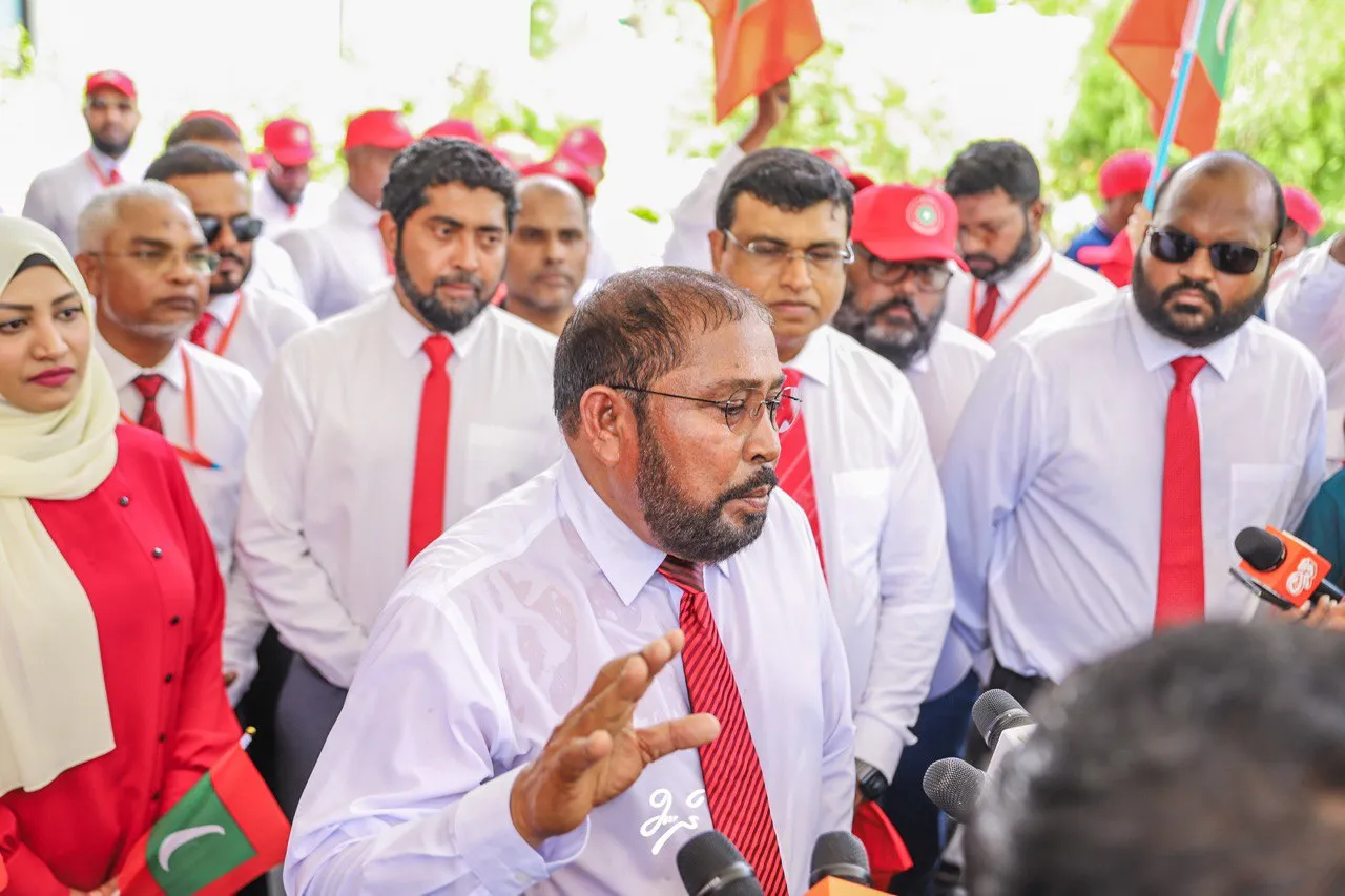 އަތުގައި މިހާރު ހުރި އެއްޗަކަށްވުރެ އިތުރަށް އެއްވެސް އެއްޗެއް, ވެރިކަމަށް އައުމަށް ފަހުވެސް ބޭނުމެއް ނޫން: ގާސިމް