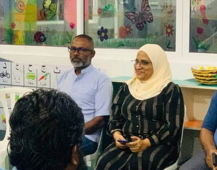 ސްޕްރީމް ކޯޓުގެ ކުރީގެ ފަނޑިޔާރު އަބްދުالله ދީދީގެ ތާއީދު ޢާޒިމާ އަށް!