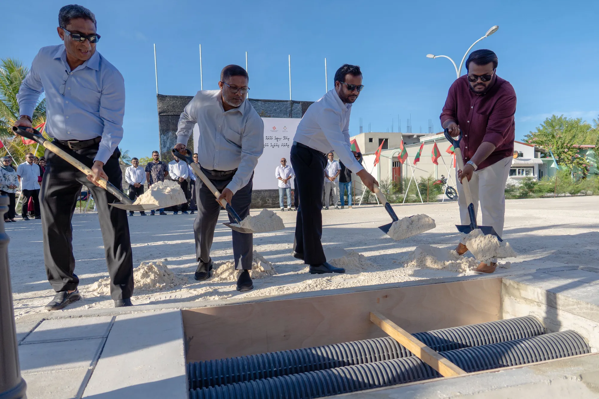 ގދ.ތިނަދޫ މަގުތައް ތަރައްޤީކުރުމުގެ ތިންވަނަ ފިޔަވަހި ފަށައިފި