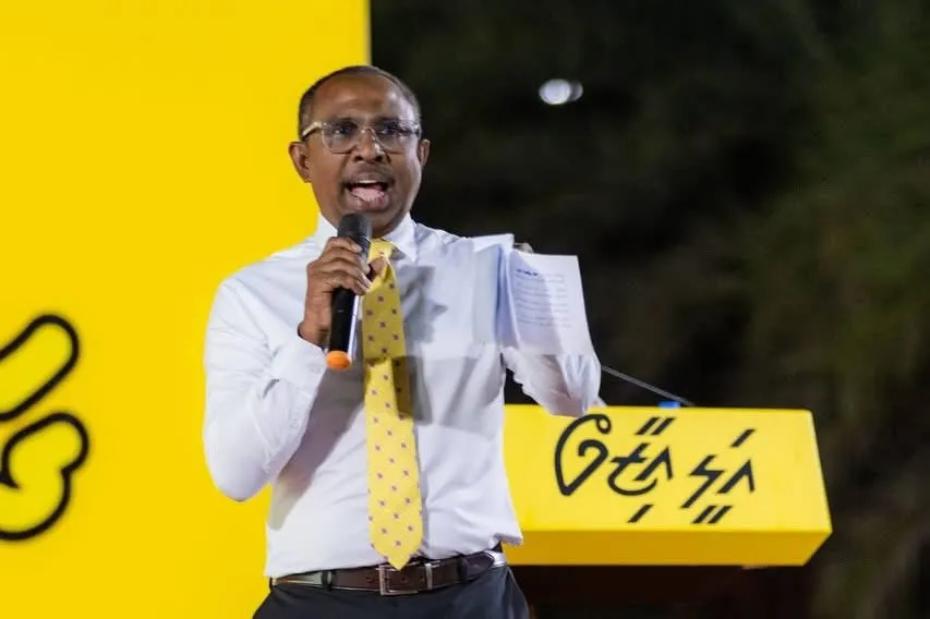 އެމްޑީޕީ ކައުންސިލް ޕްރައިމަރީ: އަލީ އާޒިމްގެ ފަރާތުން ޝަކުވާގެ ދިގު ސިޓީއެއް، އިތުބާރު ގެއްލޭ އެތައް ކަމެއް