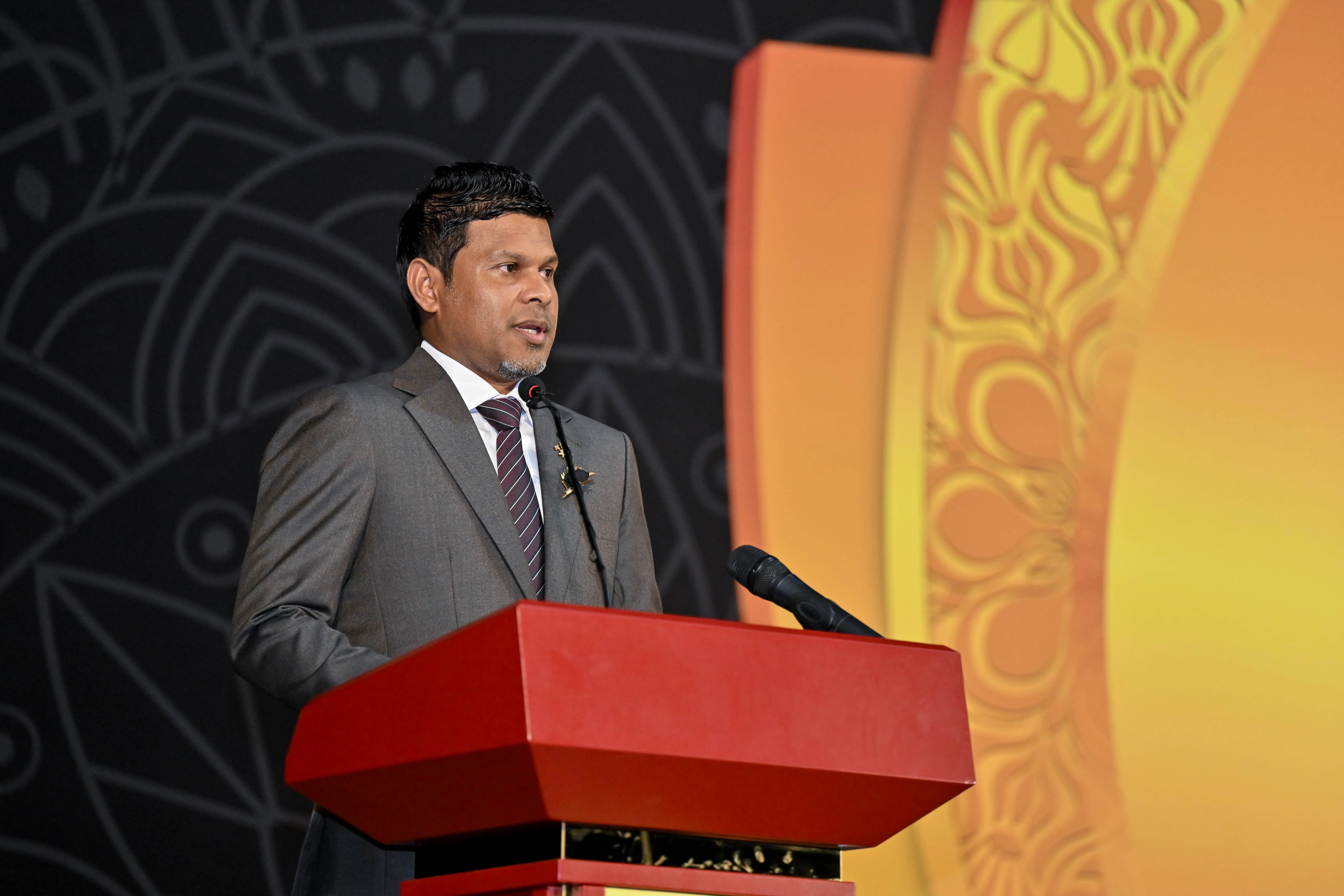 އެންމެން އެކުގައި މަސައްކަތްކުރާނަމަ، ތަރައްޤީގެ ލަނޑުދަނޑިތައް ޙާޞިލުކުރުމަށް މަގުފަހިވެގެންދާނެ: ނައިބު ރައީސް