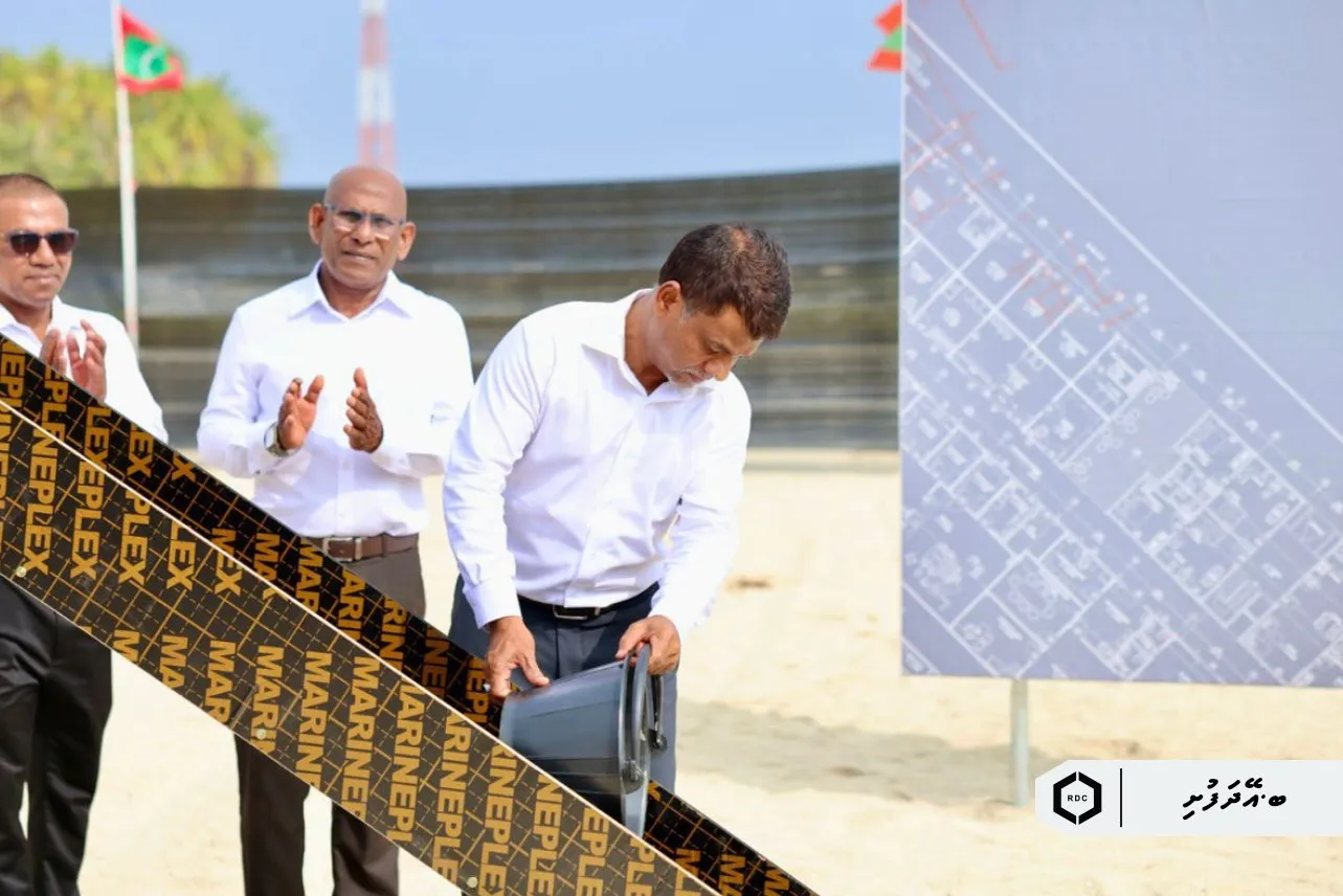 ބ. އަތޮޅު ހޮސްޕިޓަލުގެ އާ އިމާރާތުގެ ބިންގާ އަޅައިފި