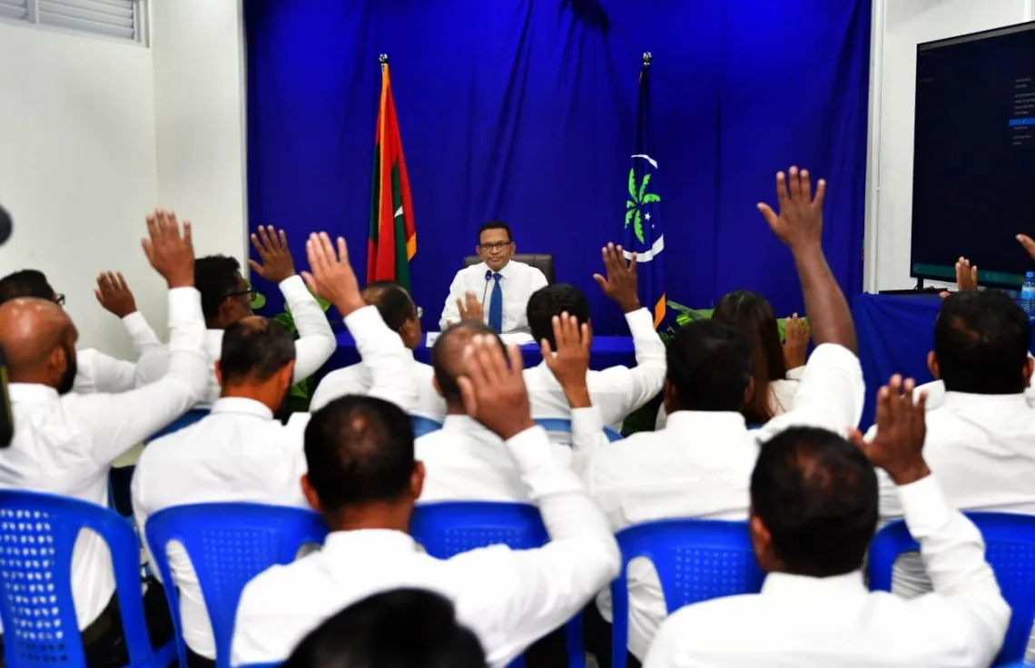 އެމްއެންޕީން ޑރ. މުޢިއްޒަށް ތާއީދު ކުރަން ނިންމައިފި!