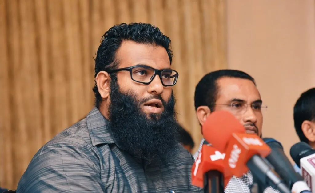 "މިހާނުބައި ބަޔަކަށް ދެވަނަ ދައުރެއް ދީފިނަމަ, ރާއްޖޭގައި އިސްލާމް ދީނެއް، އަމާންކަމެއް ނޯންނާނެ"