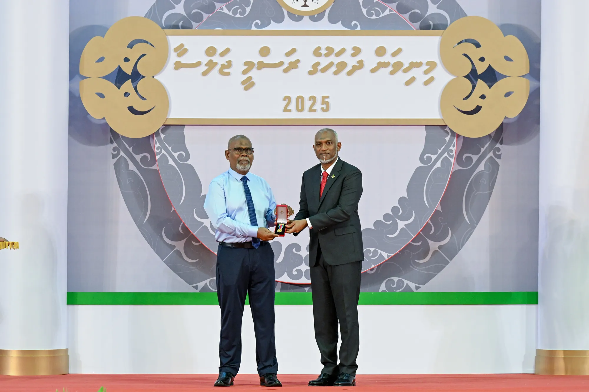 މިދިޔަ އަހަރުގެ މިނިވަން ދުވަހުގެ ރަސްމީ ޖަލްސާގެ ތެރެއިން -- ފޮޓޯ: ރައީސް އޮފީސް