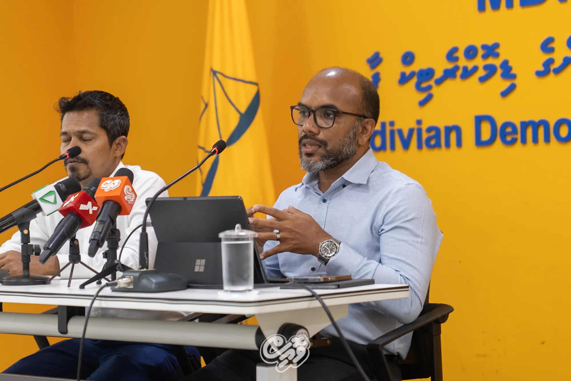 އެމްޑީޕީއިން މިއަދު ބޭއްވި ޕްރެސްކޮންފަރެންސްގެ ތެރެއިން- ފޮޓޯ/ ވޮއިސް