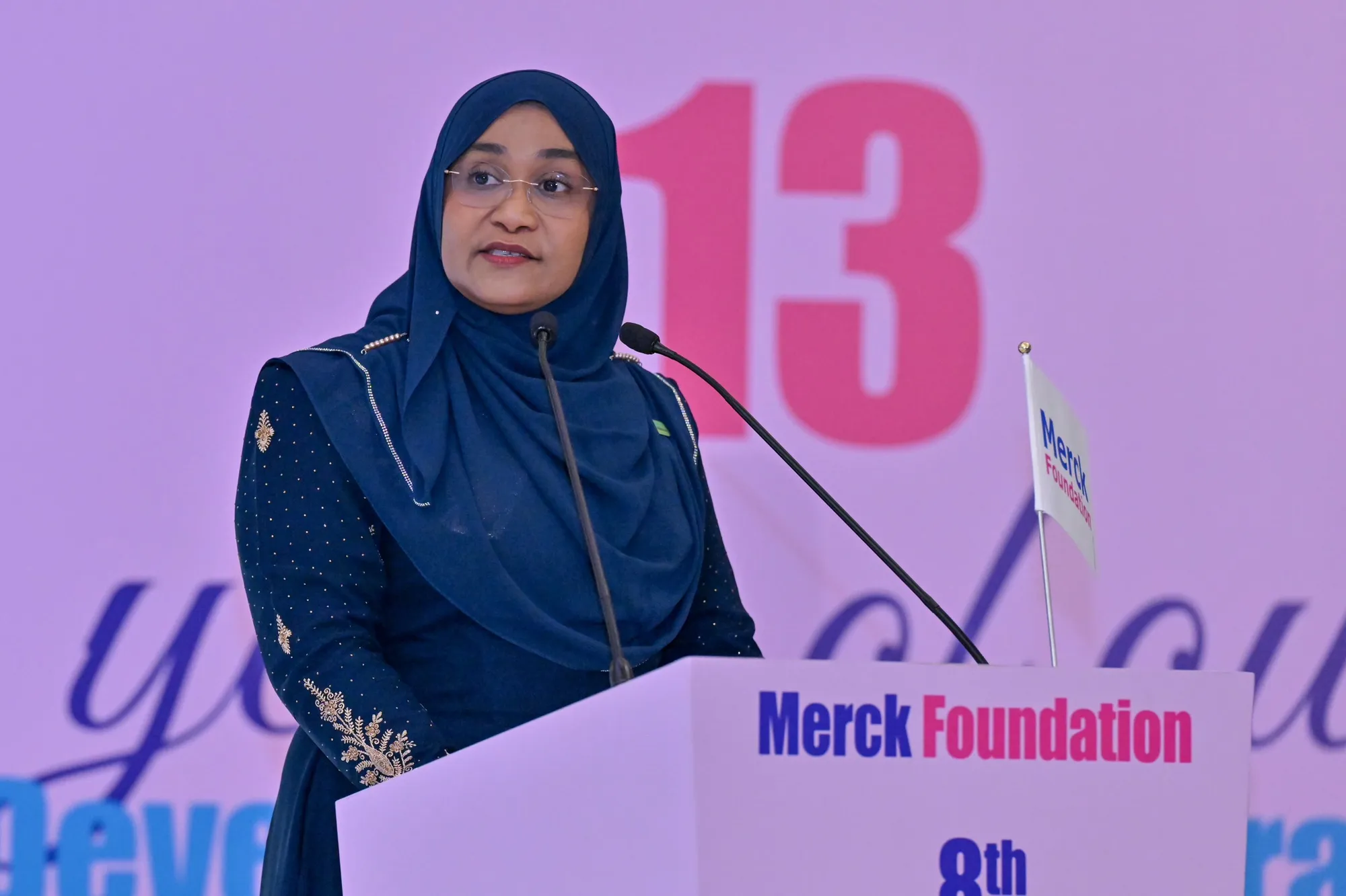 ސިއްހީ ދާއިރާގައި އަންހެނުންގެ އިސްނެގުން އިތުރުކުރަން ޖެހޭ: މެޑަމް ސާޖިދާ