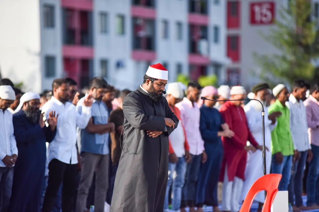 އީދު ނަމާދު ބޮޑު ޖަމާއަތުގައި ކުރަނީ-- ފޮޓޯ: މިނިސްޓްރީ