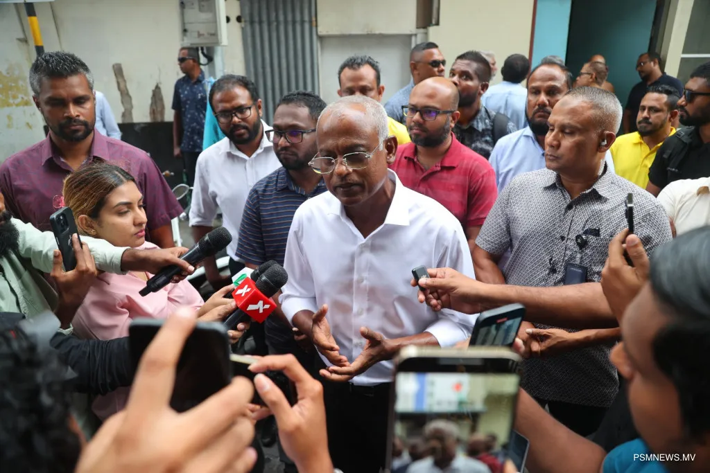 "މަޖިލީހުން ފާސްކޮށްފިނަމަ އޮކްޓޯބަރ ގައި ނިޒާމީ ވޯޓު ނަގަން، މިމަހު 30ގެ ކުރިން އީސީއަށް ފޮނުވާނަން"