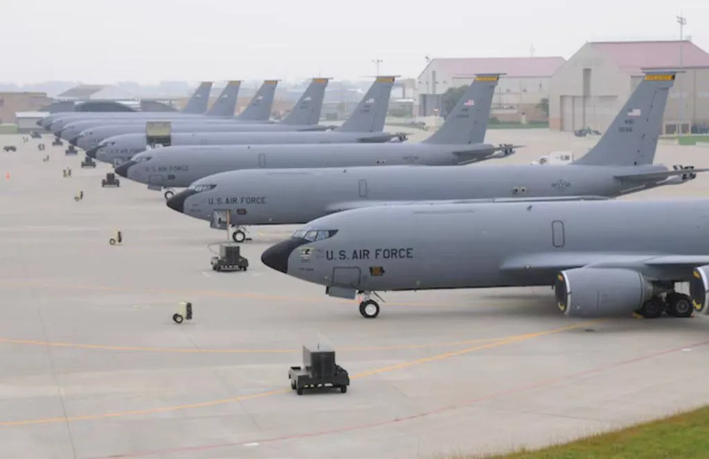 އިރާނަށް ބޮޑު ކާމިޔާބެއް: ފައިޓާ ޖެޓްތަކަށް ތެޔޮ އެޅުމަށް ބޭނުން ކުރާ އެމެރިކާގެ 5 މަތިންދާބޯޓު ހަލާކުކޮށްލައިފި