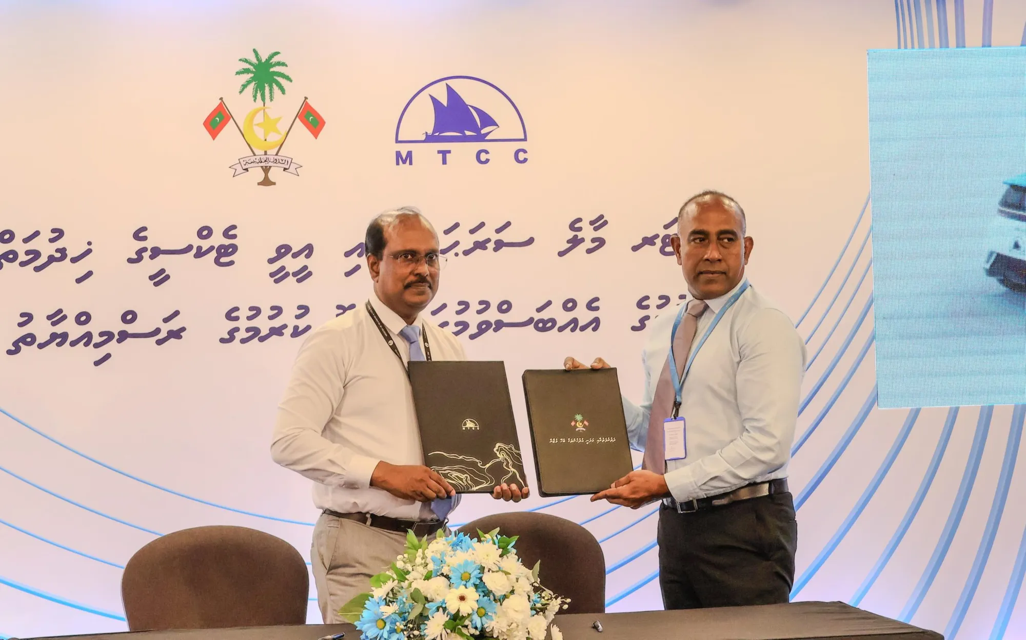 ސަރުކާރުން ތިމާވެއްޓާ ރައްޓެހި ޓެކްސީގެ ޚިދުމަތް ދިނުމަށް އެމްޓީސީސީއަށް؛ މިއަހަރު މެދުތެރޭ ޚިދުމަތް ފަށަނީ!