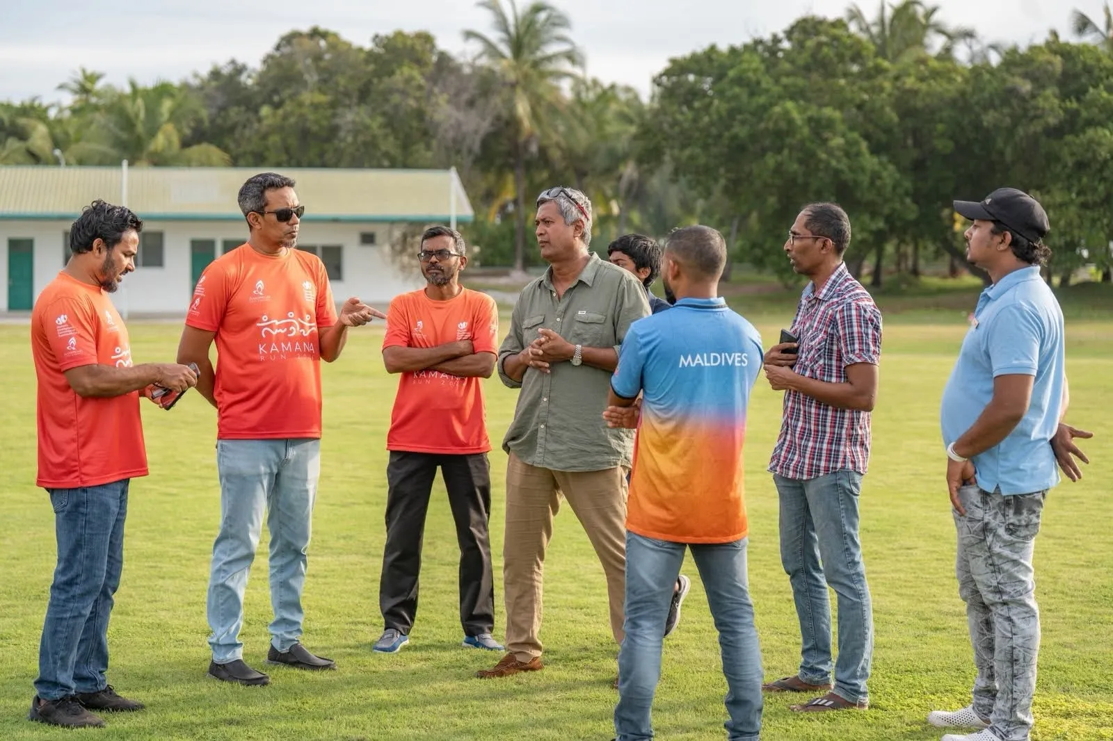 ލަންކާގެ ހައިކޮމިޝަނަރު އެމް. ރިޒްވީ، ފުވައްމުލަކު އަޙްމަދު ޢަލީ ދީދީ ކްރިކެޓް ދަނޑަށް ޒިޔާރަތްކުރައްވައިފި