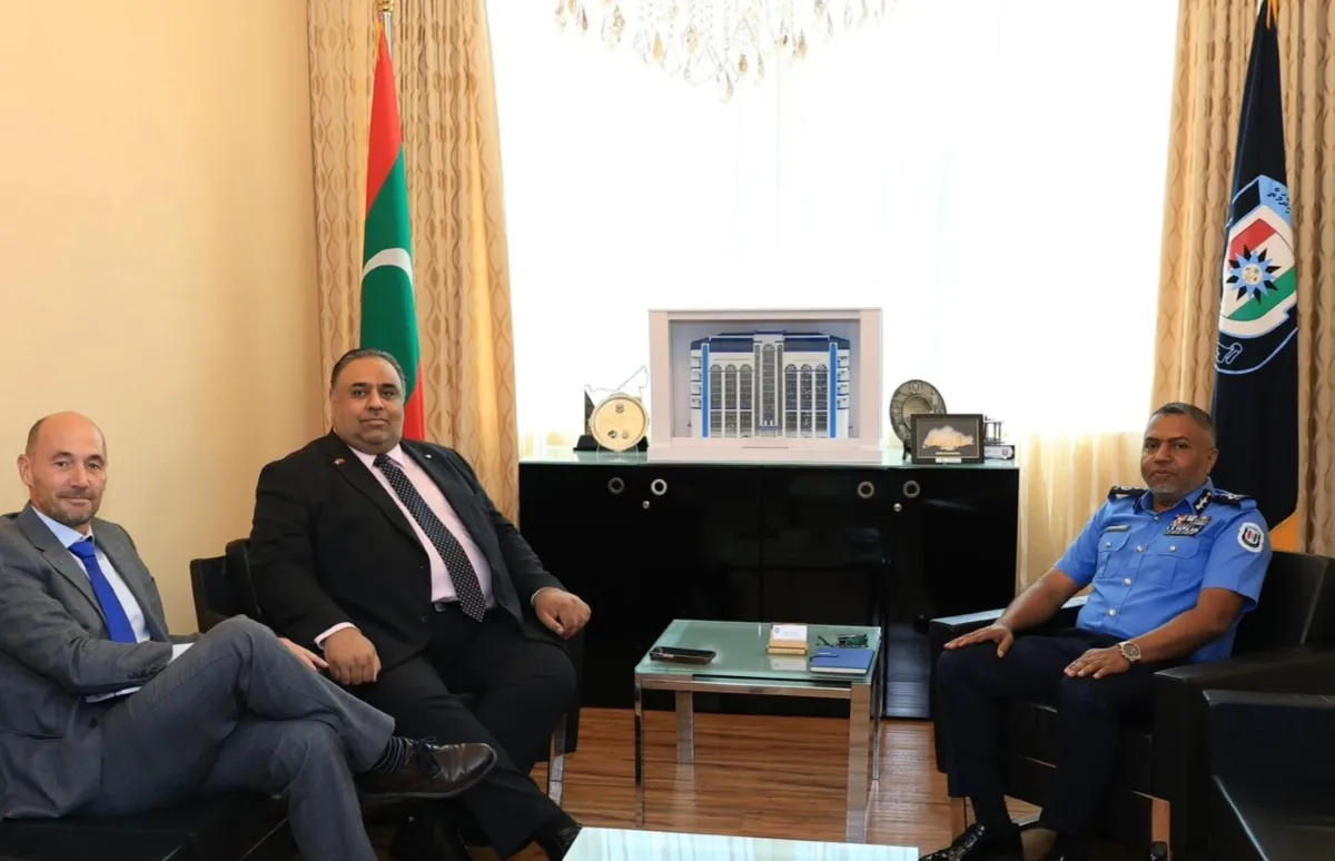 Deputy High Commissioner of the United Kingdom and Commissioner of Police Ahmed Mohamed (Photo/Maldives Police)