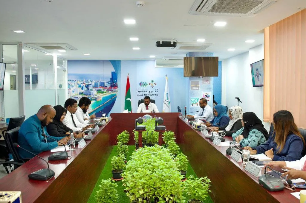 މާލެ ސިޓީ ކައުންސިލުގެ ބައްދަލުވުމެއްގެ ތެރެއިން