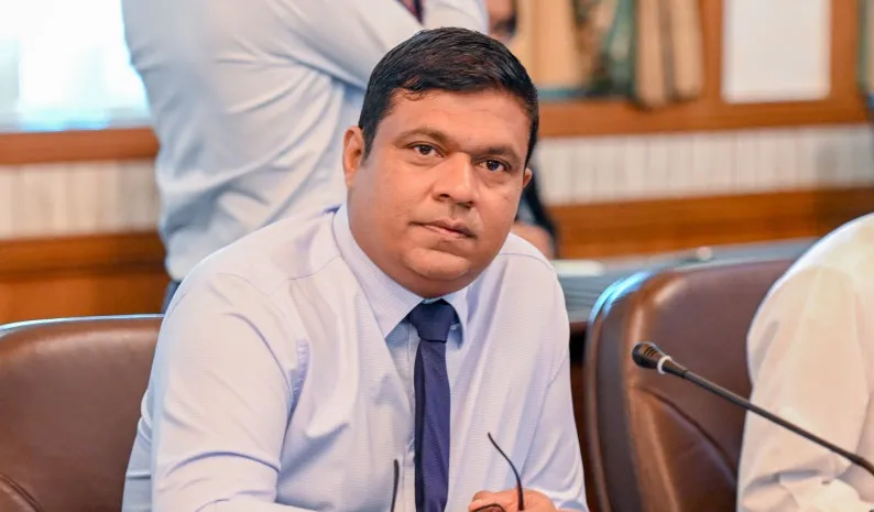 ޓޫރިޒަމް މިނިސްޓަރު އަމީން -- ފޮޓޯ: ރައީސް އޮފީސް