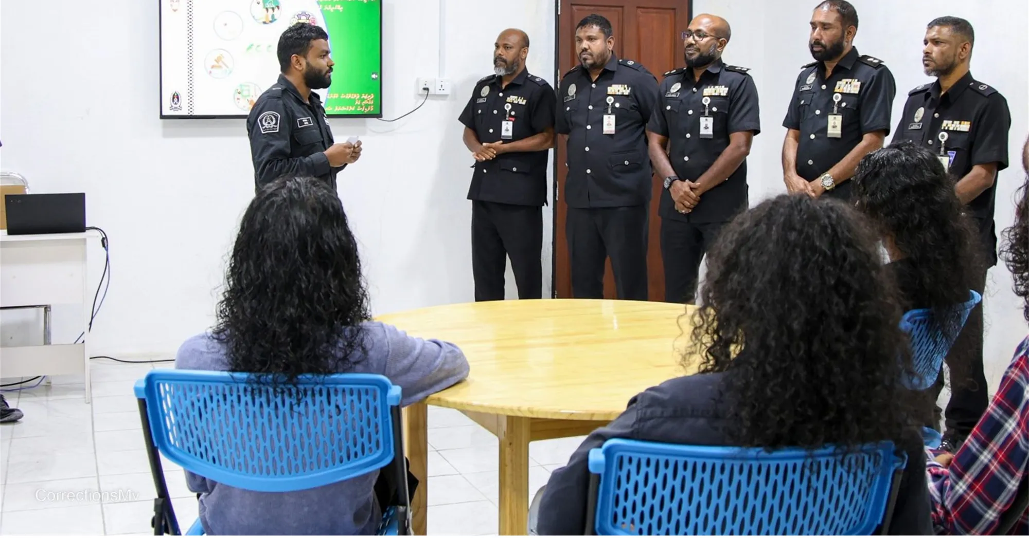 ކަރެކްޝަންސް އިން ފެށި ޕްރޮގްރާމްގެ ތެރެއިން - ފޮޓޯ: ކަރެކްޝަންސް