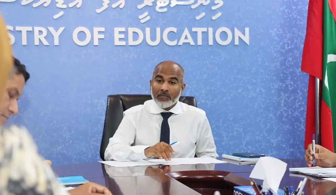 ތަޢުލީމީ ވަޒީރު ޑރ. އިސްމާޢީލް ޝަފީޢު-- ފޮޓޯ/މިނިސްޓްރީ