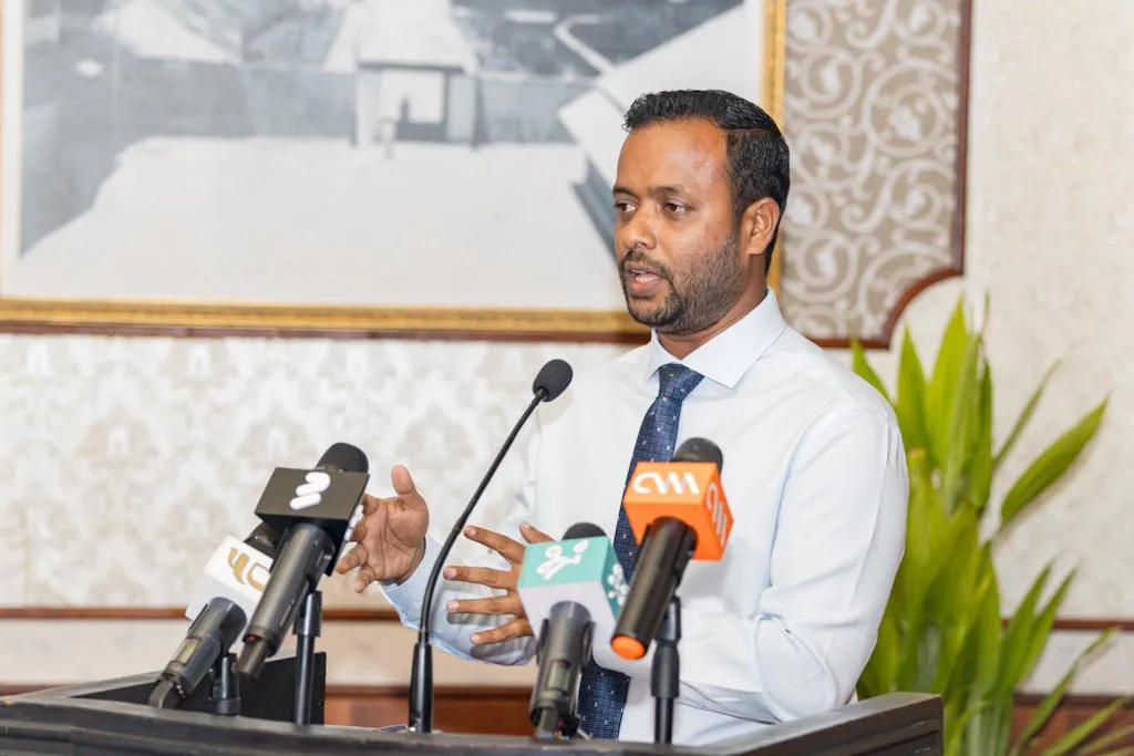 "ކުރީ ސަރުކާރުން އޮތީ ބުރިޖް ނިންމުން 2026 އަށް ފަސްކޮށްފަ؛ އެކަން ކުރީ މަޝްވަރާކުރުމެއްނެތި"