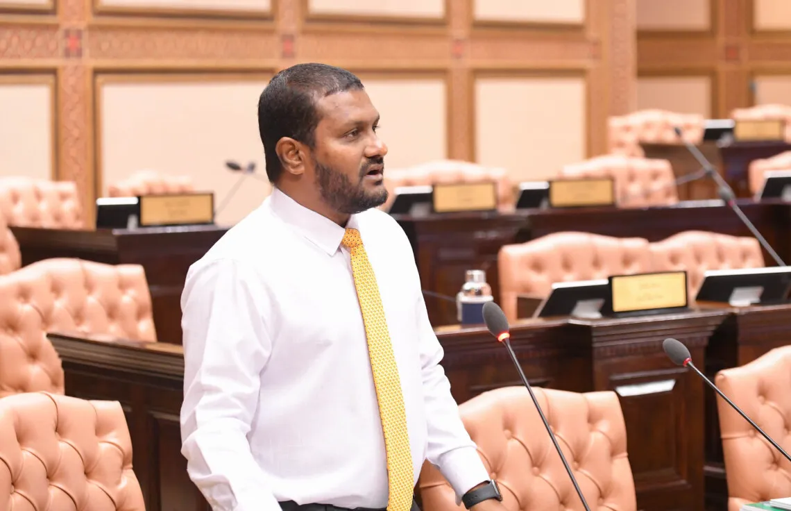 ރޯދަ މަހު އިންތިހާބު ނުބޭއްވޭގޮތަށް ގާނޫން އިސްލާހު ކުރަން ހުށަހަޅައިފި!