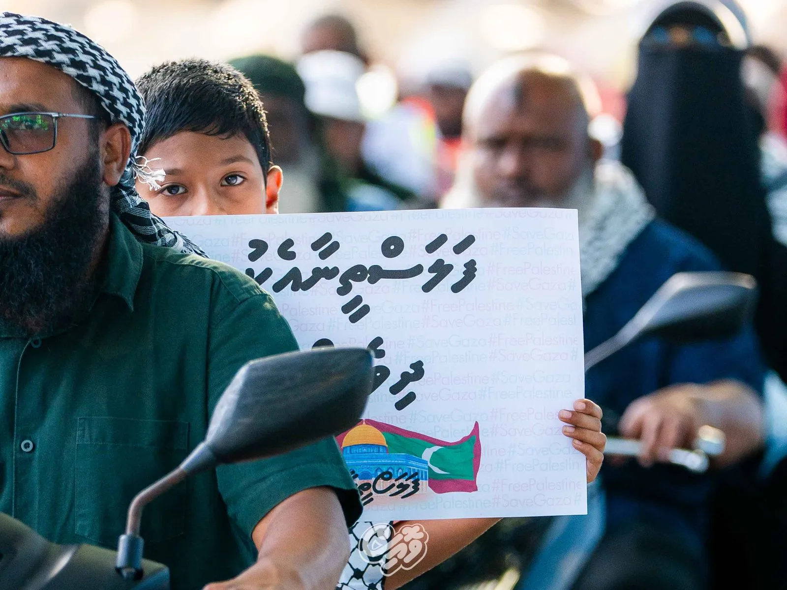 ޣައްޒާގެ ދިފާއުގައި ދިވެހީން ދިވެހީން ބޭއްވި ސައިކަލު ބުރު: ފެނުނީ ދިވެހީންގެ ހިތްތަކުގައި ފަލަސްތީނަށް އޮތްް ލޯބި -- ފޮޓޯ: ވޮއިސް