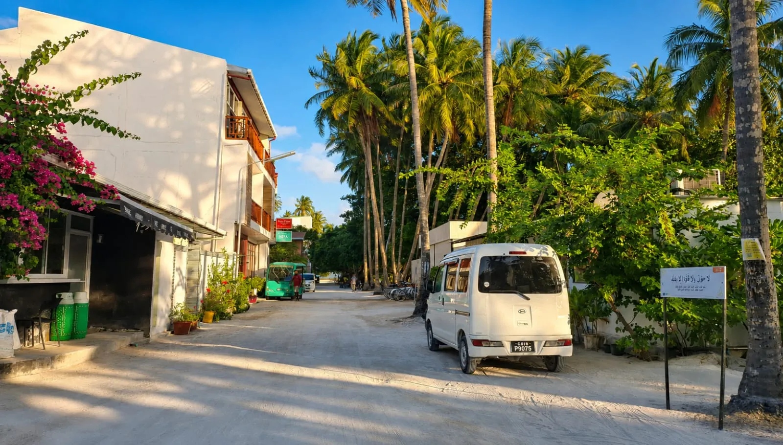 ފޭކް ސްލިޕް ހަދައިގެން ގެސްޓްހައުސްތައް ބުކްކުރާ މައްސަލަ ހުރާގައި ބޮޑުވެއްޖެ