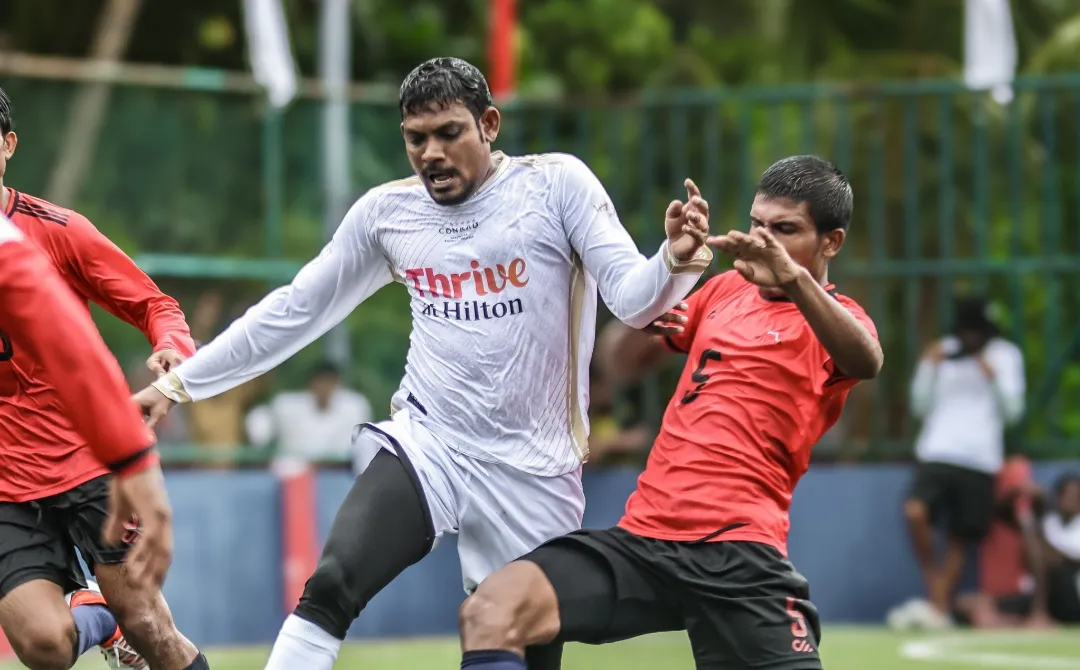 ރިސޯޓް ސްޕަރ ލީގު: ކޮންރެޑް އާއި ނިޔާމަ ވާދަކުރި ފުރަތަމަ މެޗު އެއްވަރު