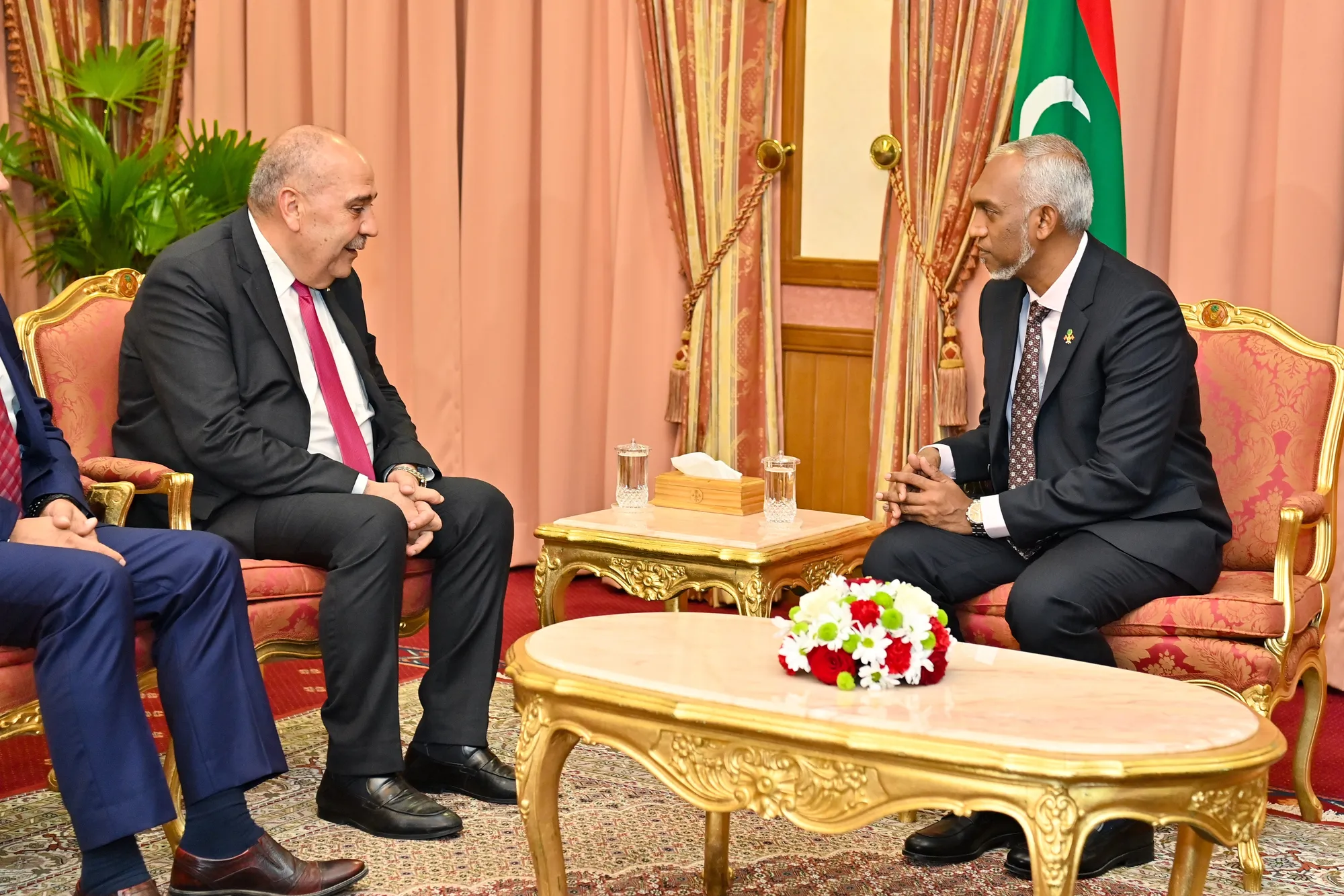 ދެ ދައުލަތުގެ ޙައްލާ ގުޅޭގޮތުން ބައިނަލްއަޤްވާމީ މުޖުތަމަޢުން ނެރުނު ބަޔާނަށް ދިވެހި ސަރުކާރުން މަރުޙަބާ ކިޔައިފި