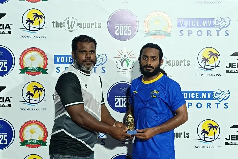 ފަހަތުން އަރައި ހިރިލަންދޫ ބަލިކޮށް ތިމަރަފުށިން ސެމީފައިނަލް ޔަގީންކޮއްފި