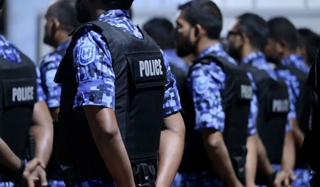 ޕޮލިސް ފޯސް