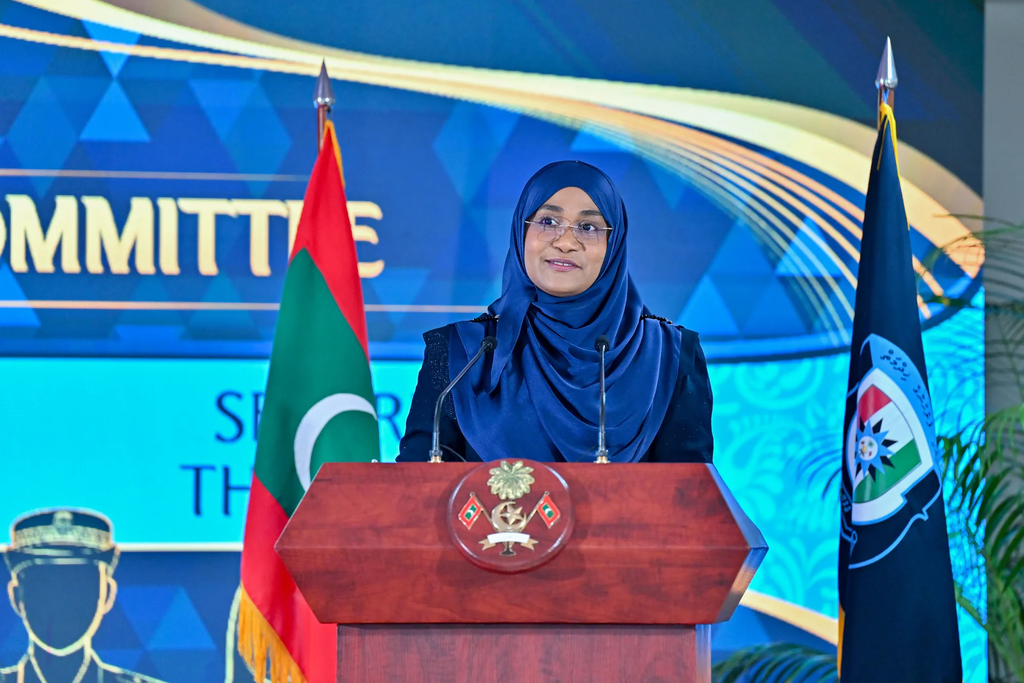 އަންހެން ފުލުހުން އިތުރުވުމަކީ އަމަން ބެލެހެއްޓުމުގެ މަސައްކަތަށް ލިބޭ ވަރަށް ބޮޑު ކުރިއެރުމެއް: ފަސްޓްލޭޑީ